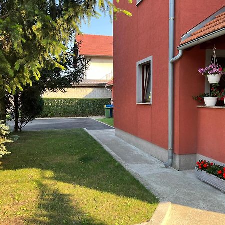 Apartment T&M Zagreb Airport Velika Gorica Exterior photo